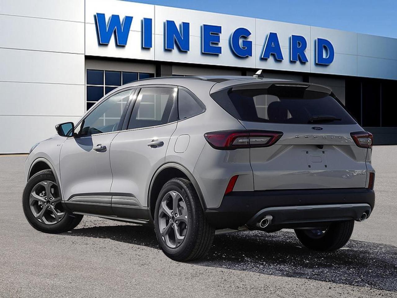 2026 Ford Escape ST-Line AWD Photo3