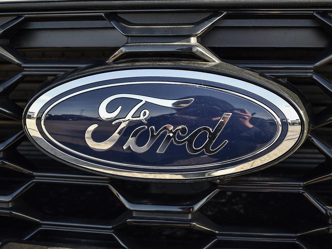 2026 Ford Escape ST-Line AWD Photo