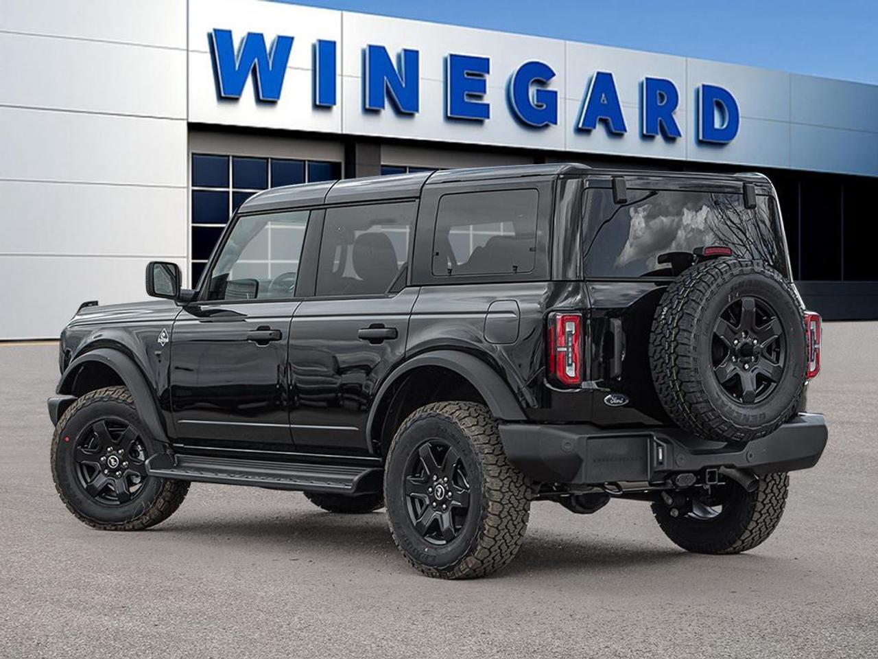 2026 Ford Bronco OUTER BANKS 4 Door 4x4 314A Photo3