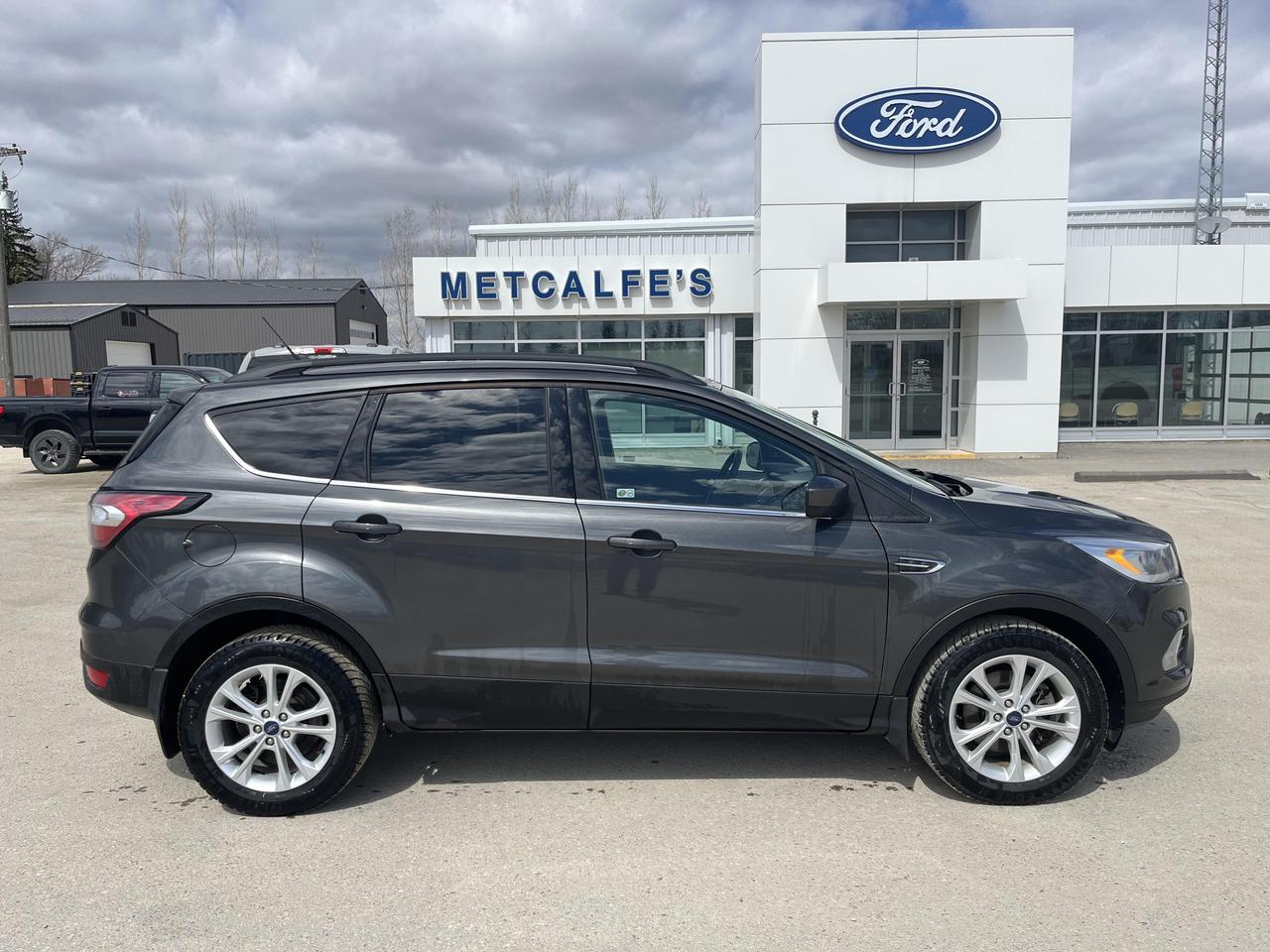 2018 Ford Escape SEL 4WD Photo0