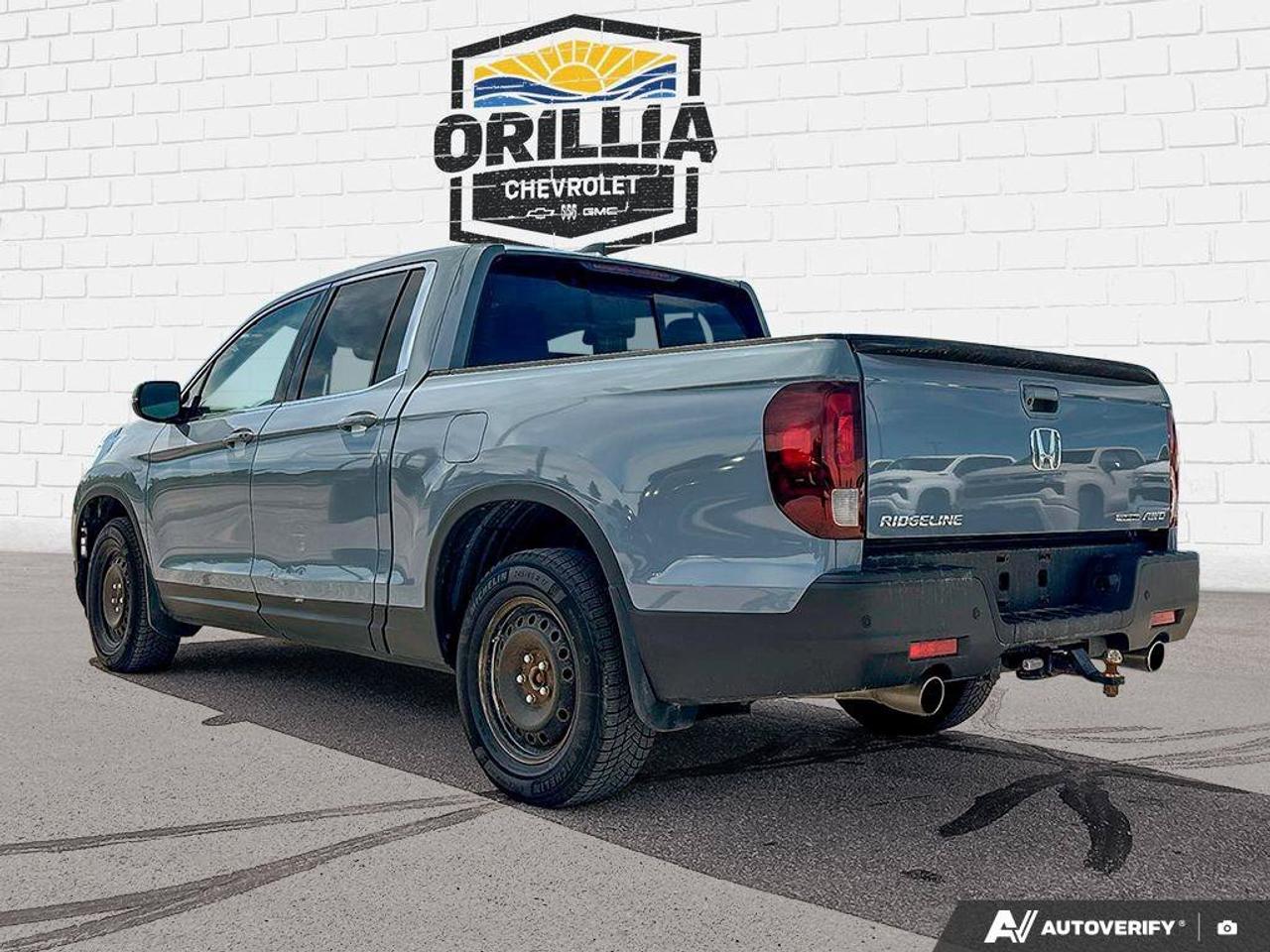 2023 Honda Ridgeline Touring | Panoramic Sunroof | Navigation System Photo