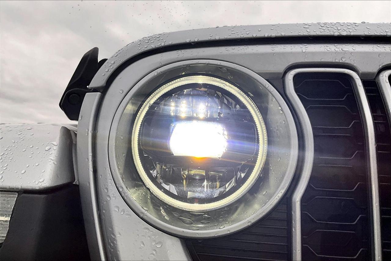 2024 Jeep Wrangler Sahara | Heated Seats | Dual Top | Alpine | 4X4 Photo