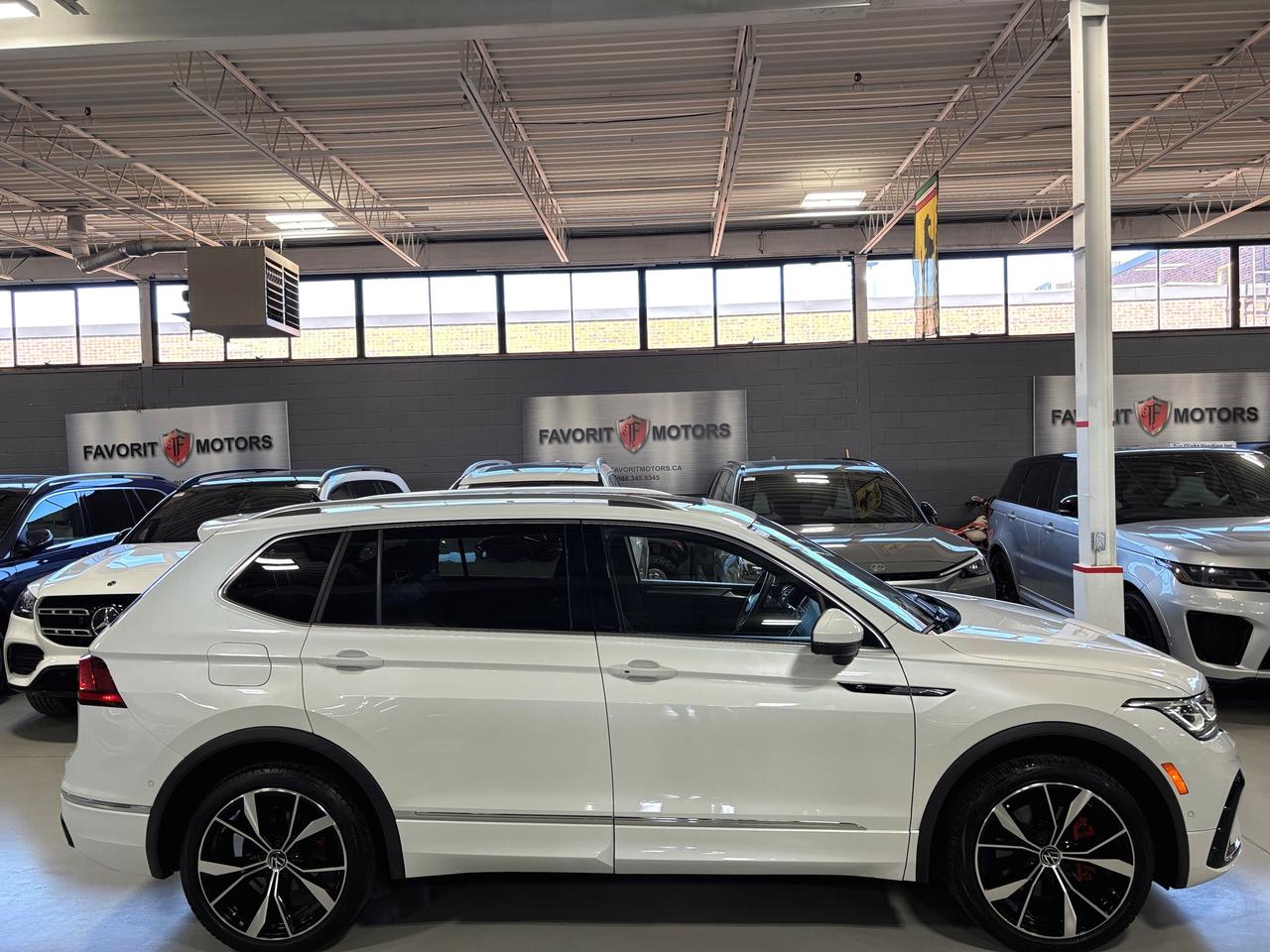 2023 Volkswagen Tiguan R-Line|4MOTION|NAV|FENDERAUDIO|7PASS|BROWNLEATHER| Photo