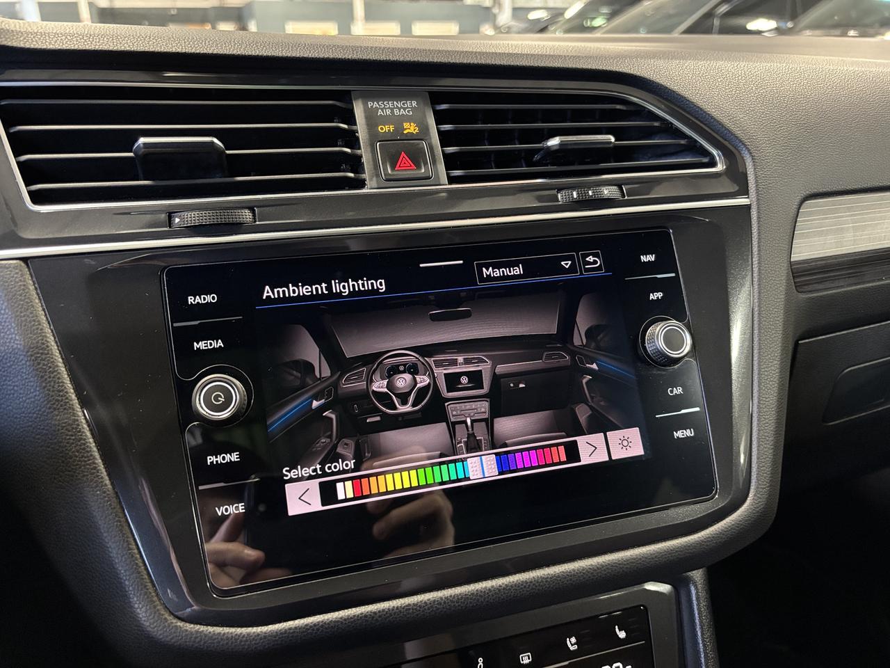 2023 Volkswagen Tiguan R-Line|4MOTION|NAV|FENDERAUDIO|7PASS|BROWNLEATHER| Photo