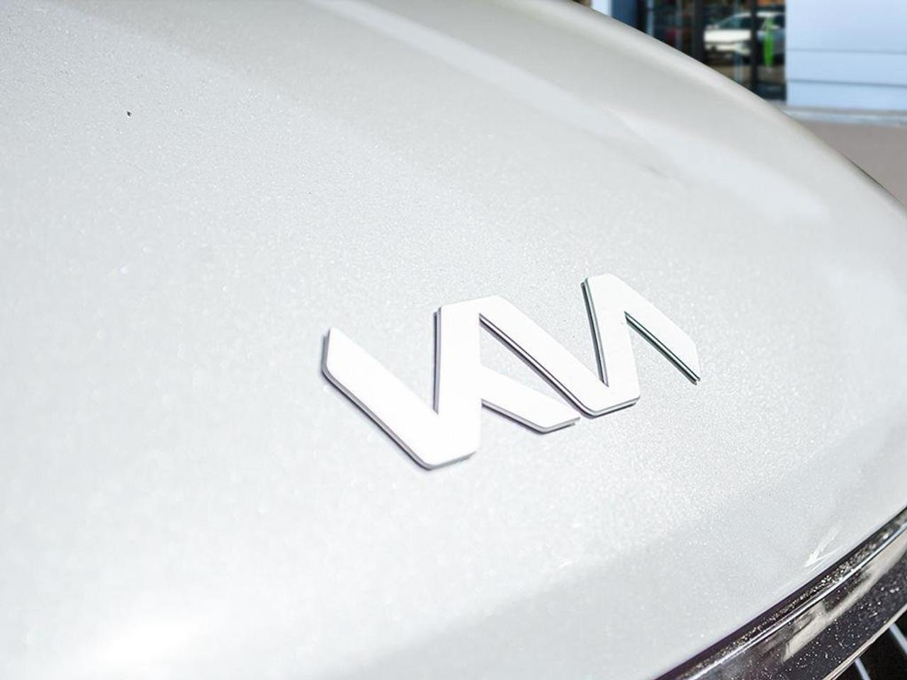 2026 Kia Carnival LX+ Photo