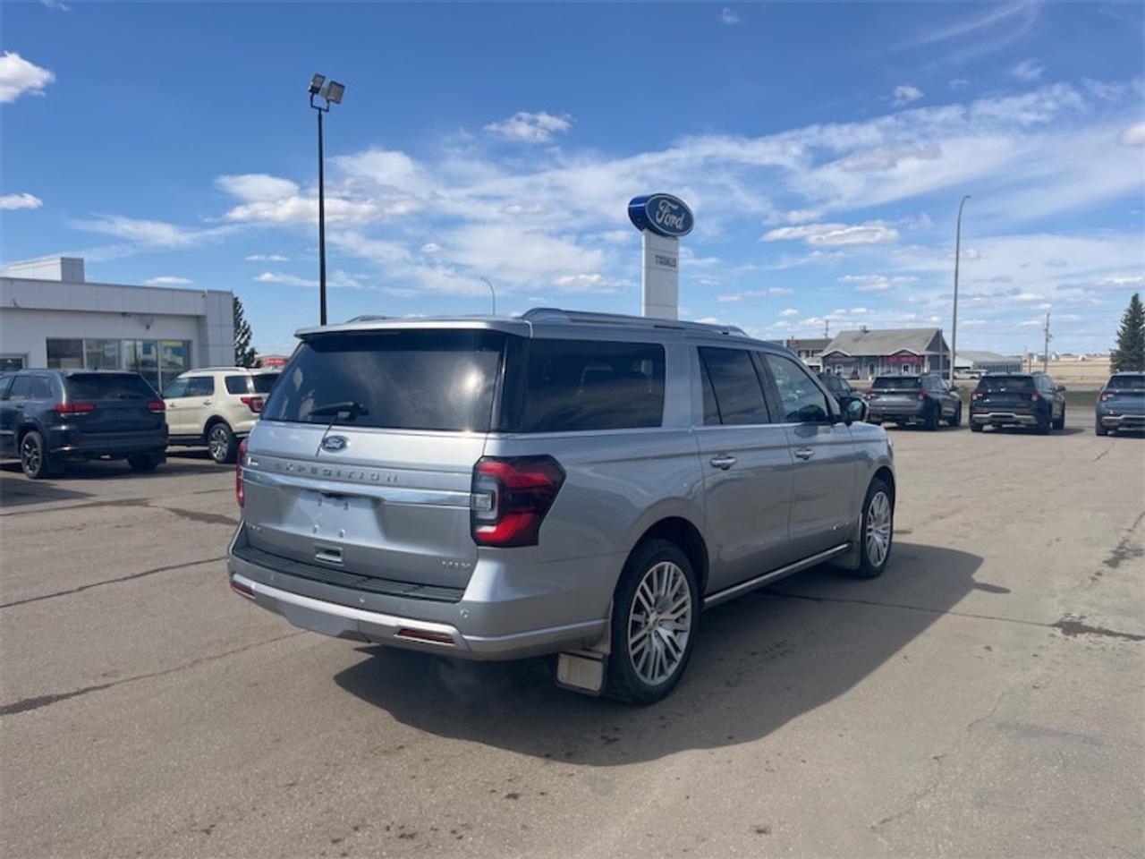 2023 Ford Expedition  Photo5