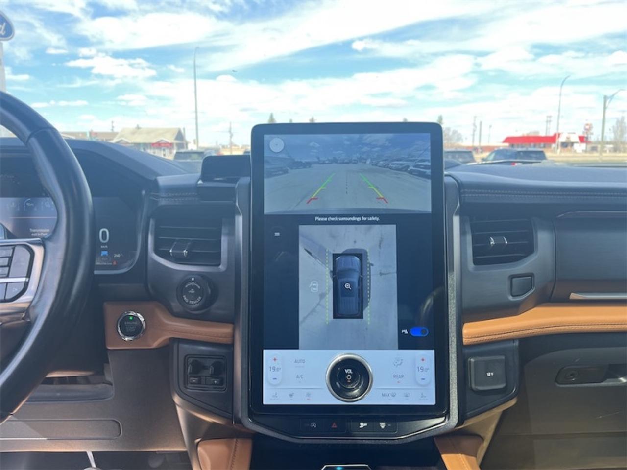 2023 Ford Expedition  Photo5