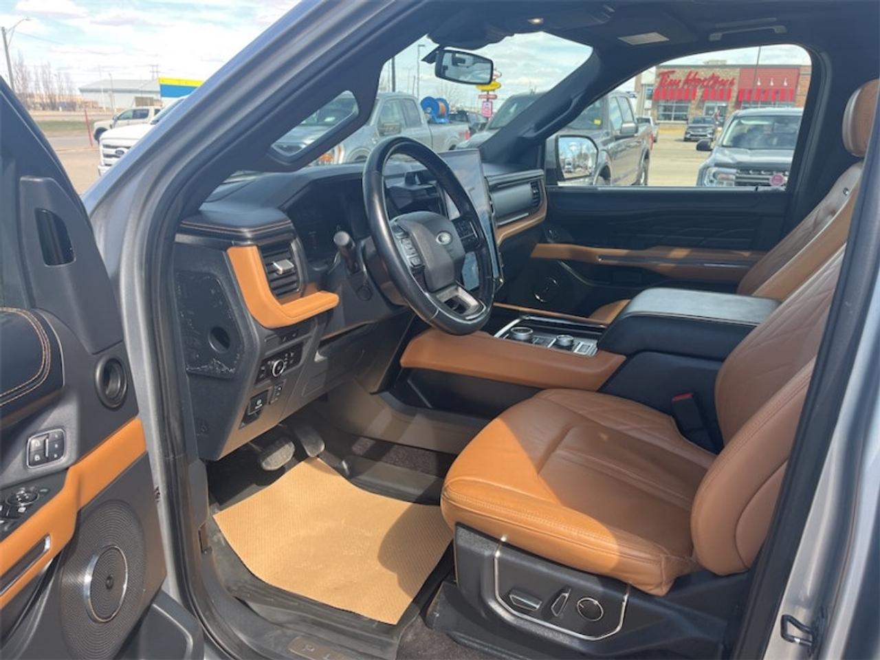 2023 Ford Expedition  Photo5