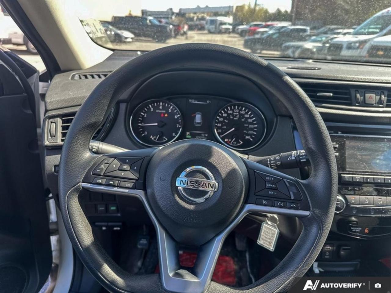 2017 Nissan Rogue S  ROGUE S, FWD Photo