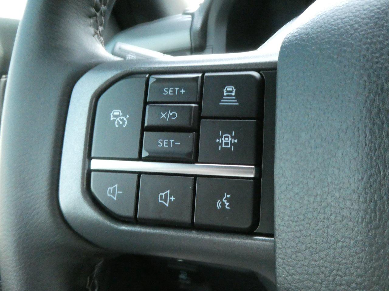 2025 Ford F-150 XLT | Heated Seats | Backup Cam | Nav | Photo