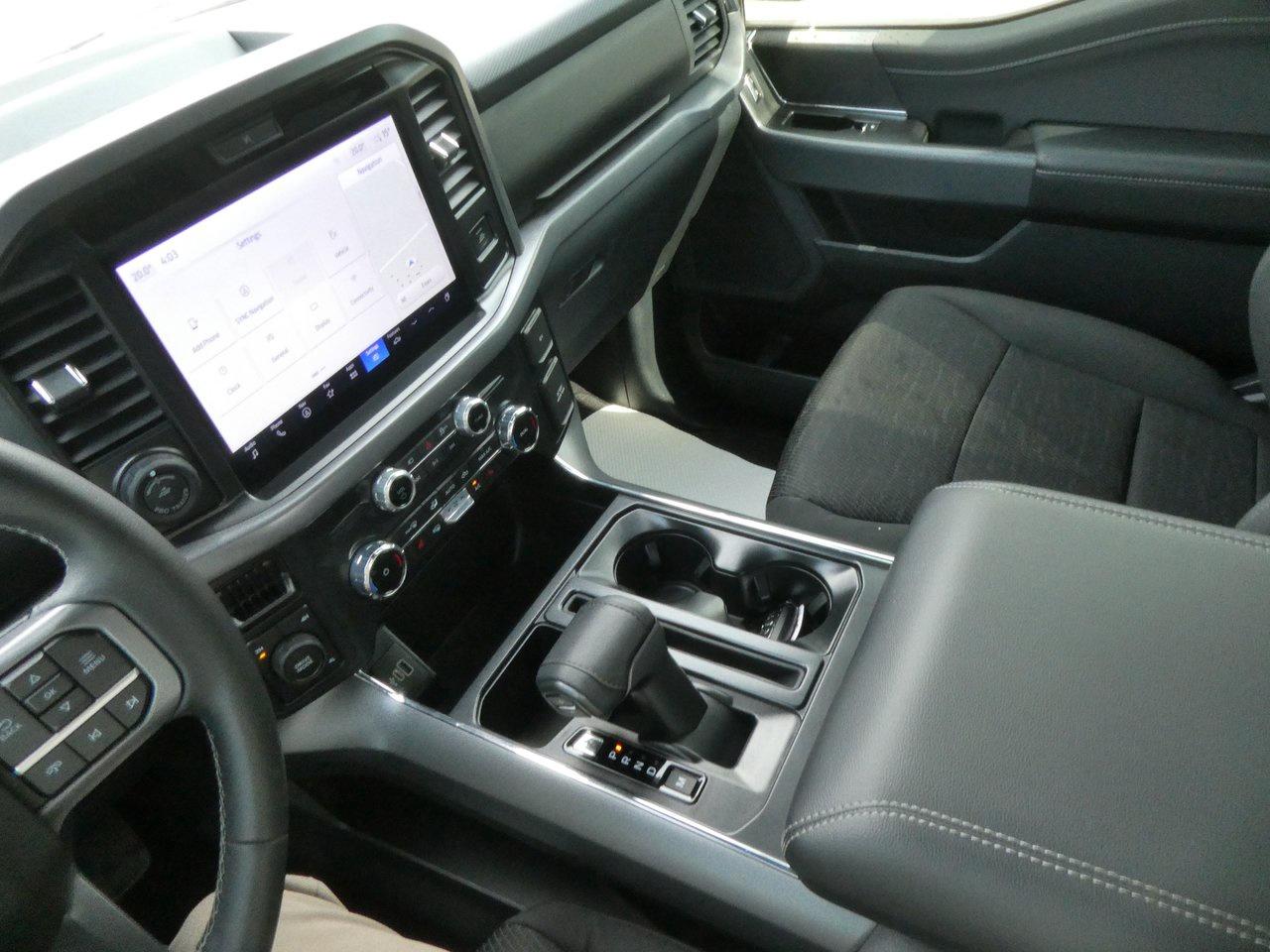 2025 Ford F-150 XLT | Heated Seats | Backup Cam | Nav | Photo