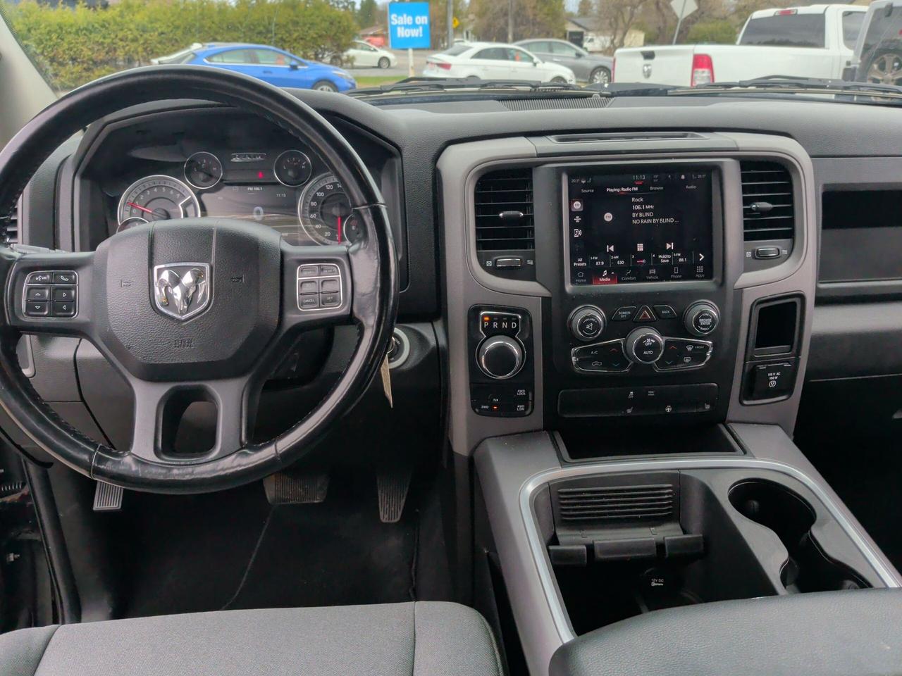 2022 RAM 1500 Classic EXPRESS Photo