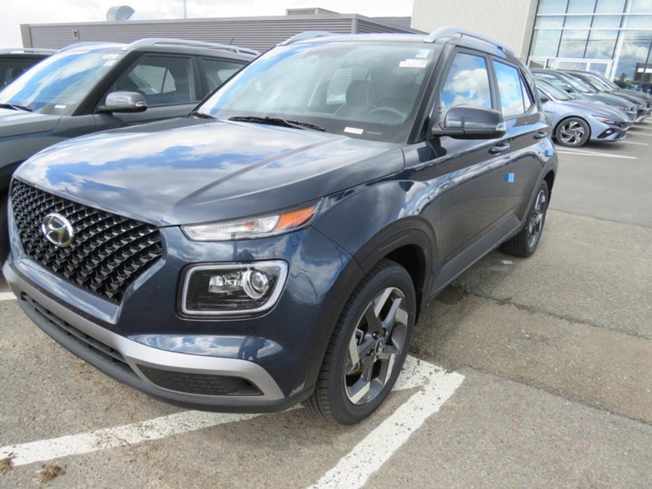 Small SUV 2WD, Ultimate IVT w/Black Interior, 1-Speed CVT w/OD, Regular Unleaded I-4 1.6 L/98