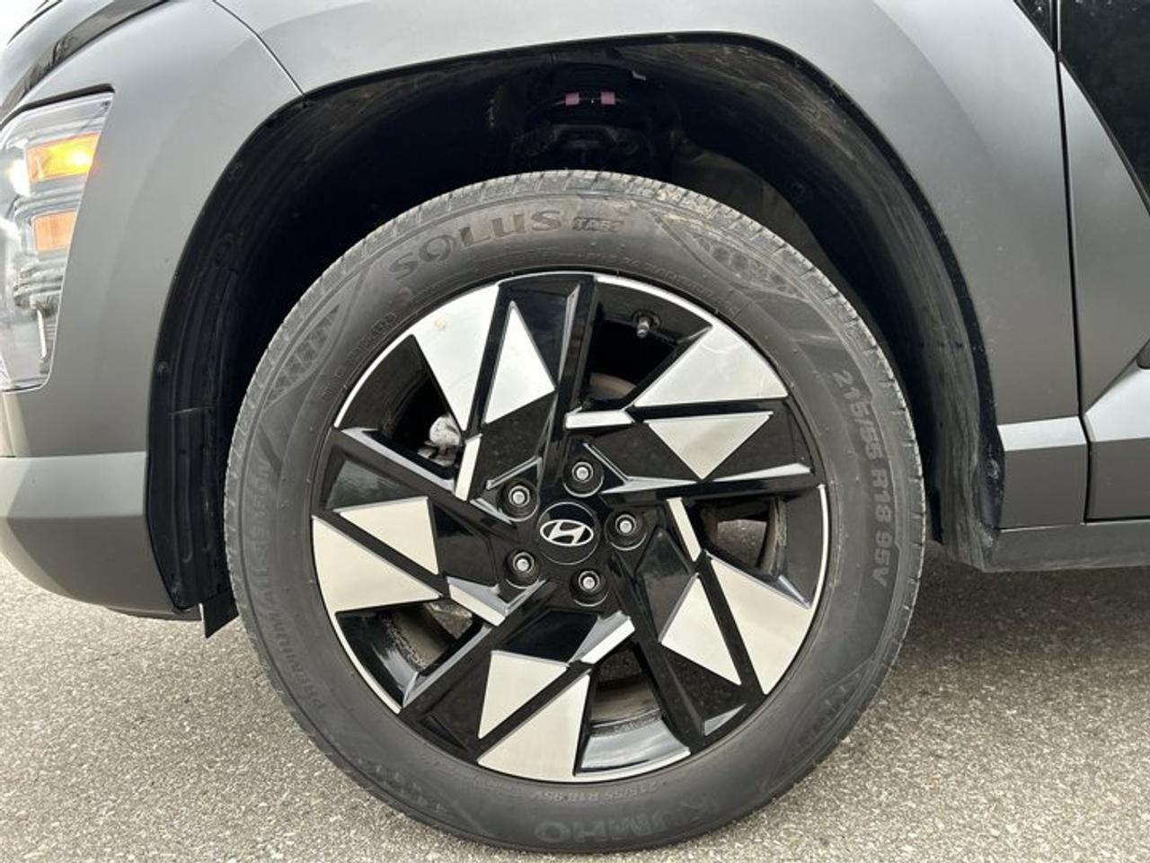2025 Hyundai KONA Preferred AWD w/Trend Package | No accidents Photo