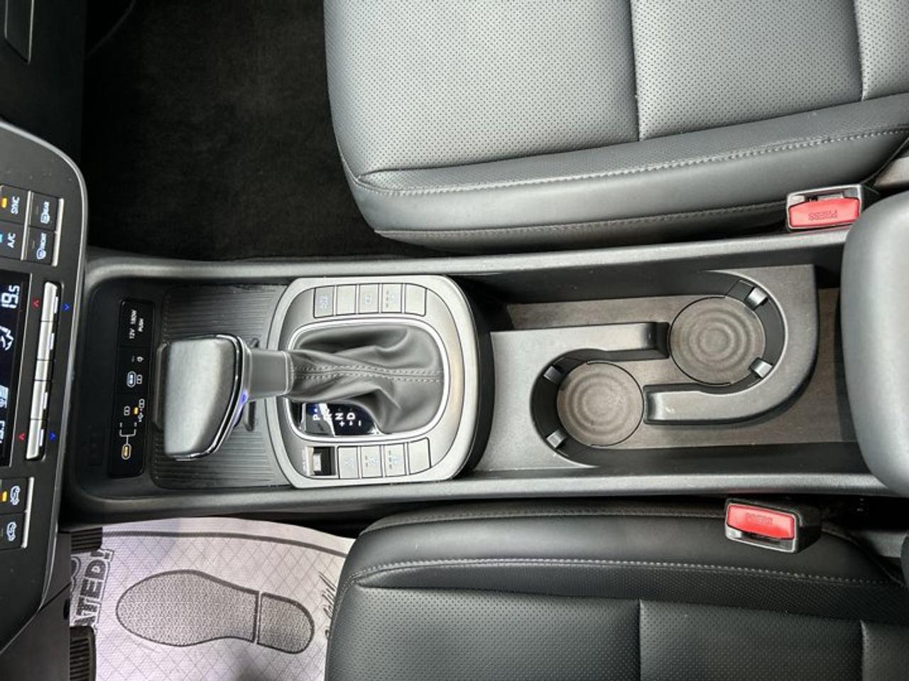 2025 Hyundai KONA Preferred AWD w/Trend Package | No accidents Photo