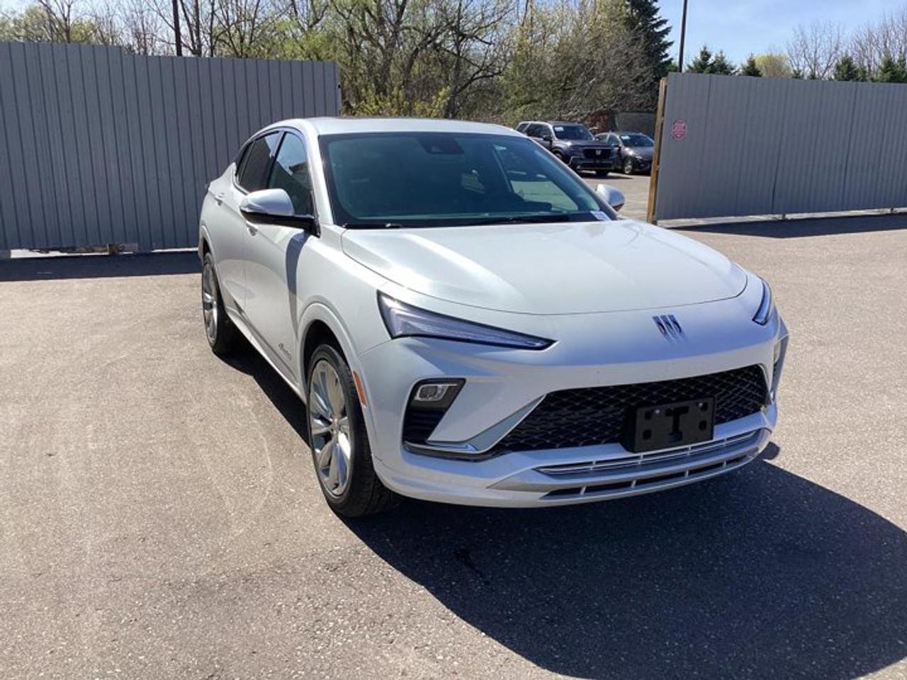 2024 Buick Envista Avenir FWD | One Owner | No Accidents | Leather Seats Photo