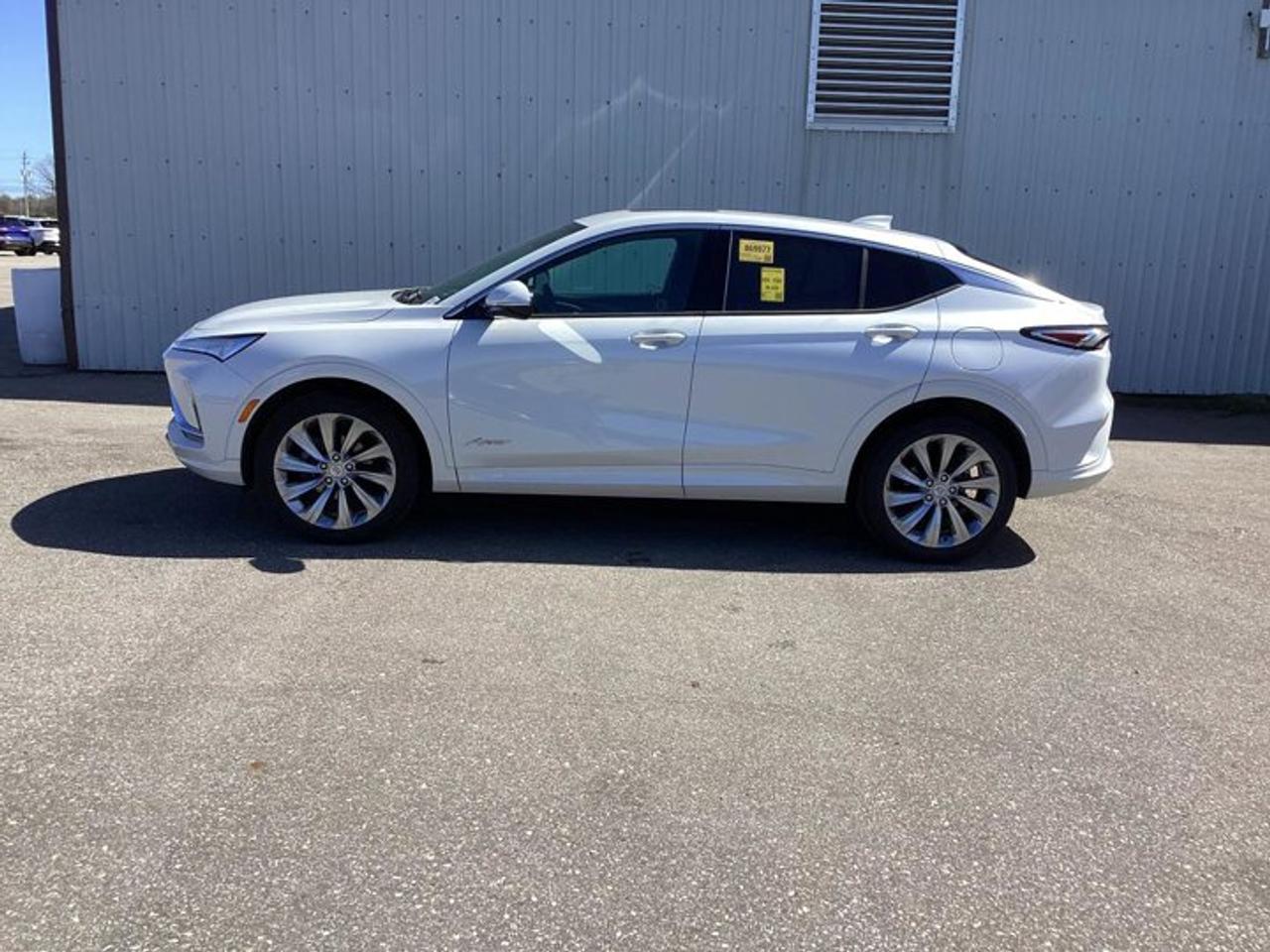 2024 Buick Envista Avenir FWD | One Owner | No Accidents | Leather Seats Photo