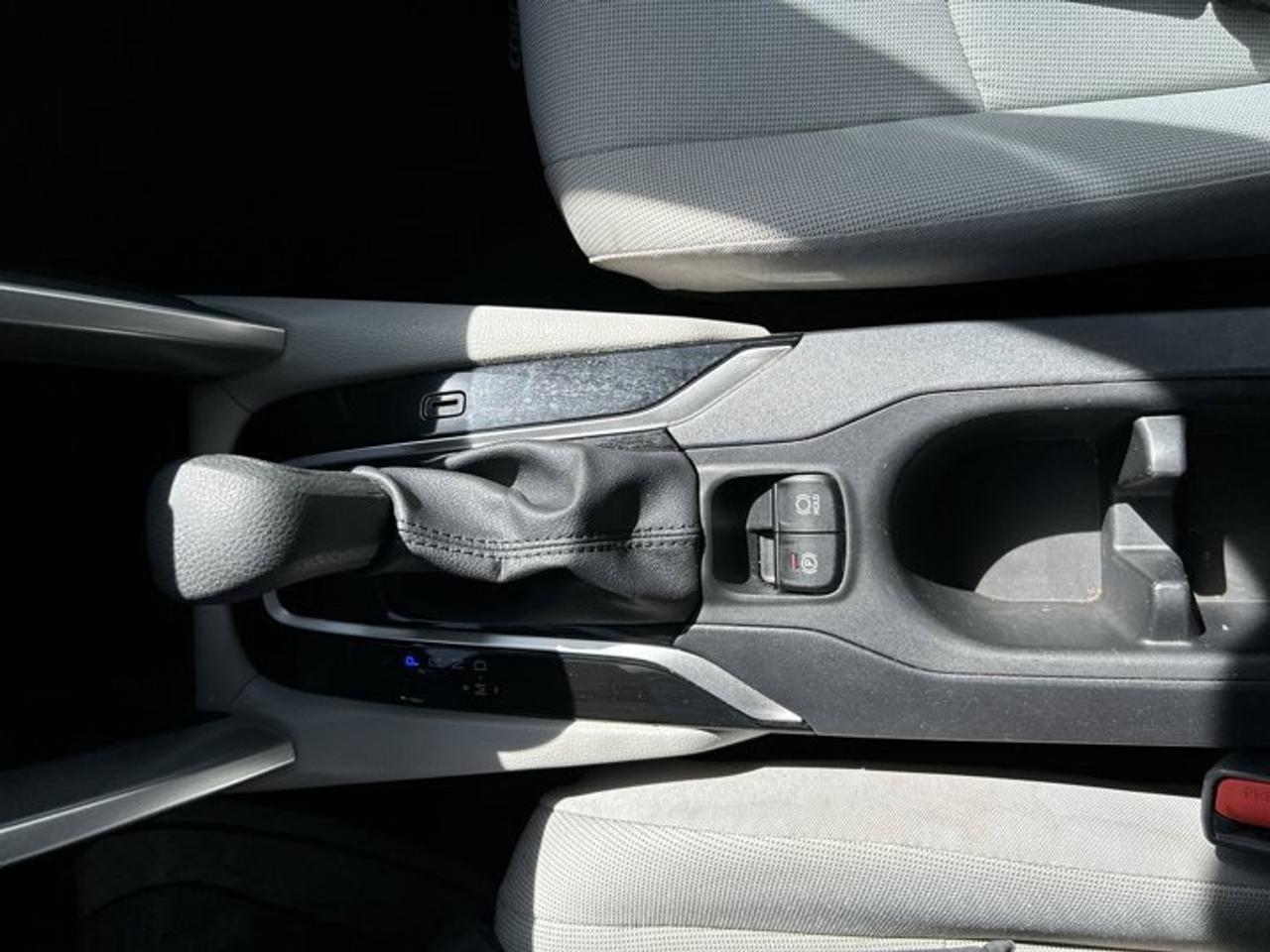 2025 Toyota Corolla Cross L FWD | No Accidents | Adaptive Cruise Control Photo