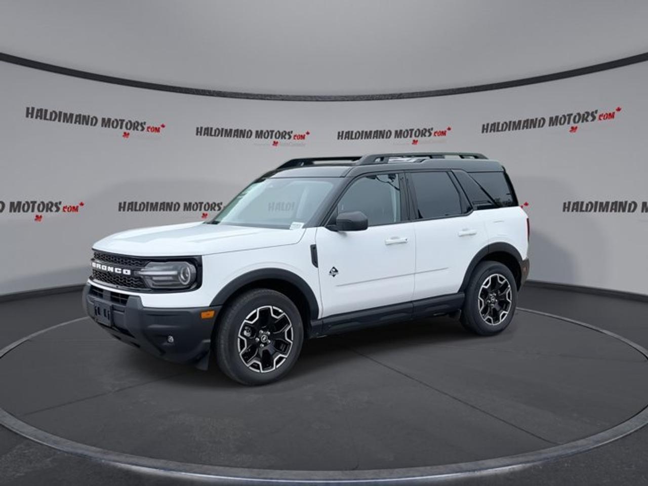 2025 Ford Bronco Sport Outer Banks 4x4 | No Accidents |  Leather Seats Photo3