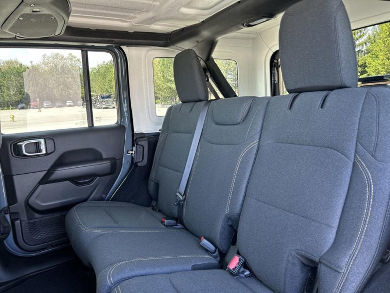 2024 Jeep Wrangler Sahara 4x4 | One Owner | No Accidents | Heated Steering Photo
