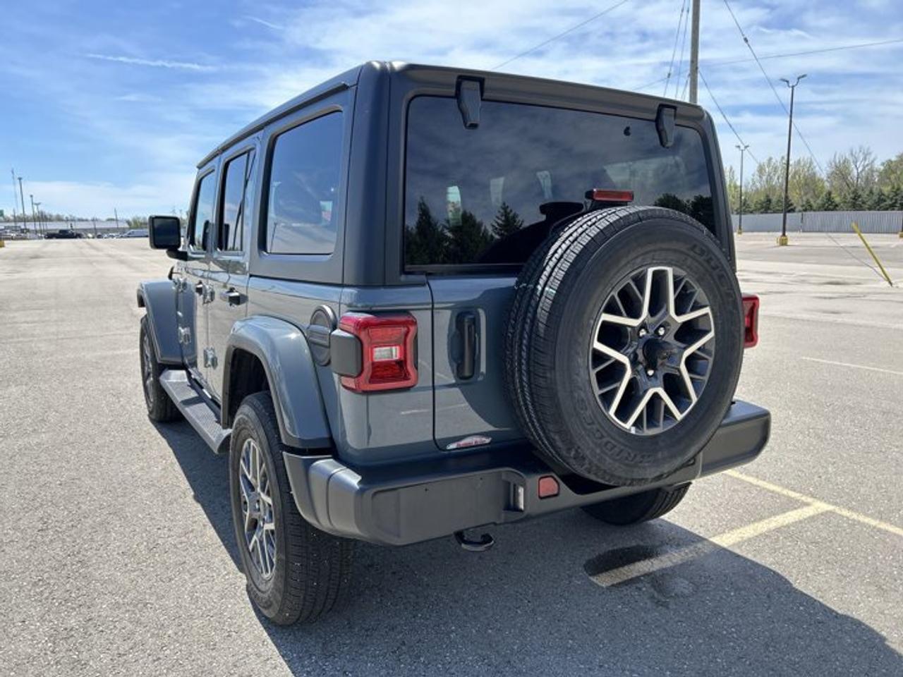 2024 Jeep Wrangler Sahara 4x4 | One Owner | No Accidents | Heated Steering Photo