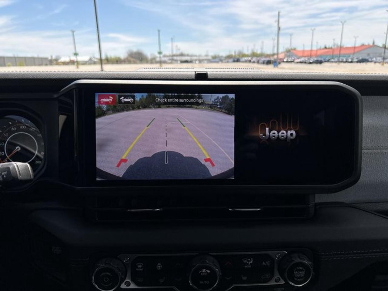 2024 Jeep Wrangler Sahara 4x4 | One Owner | No Accidents | Heated Steering Photo