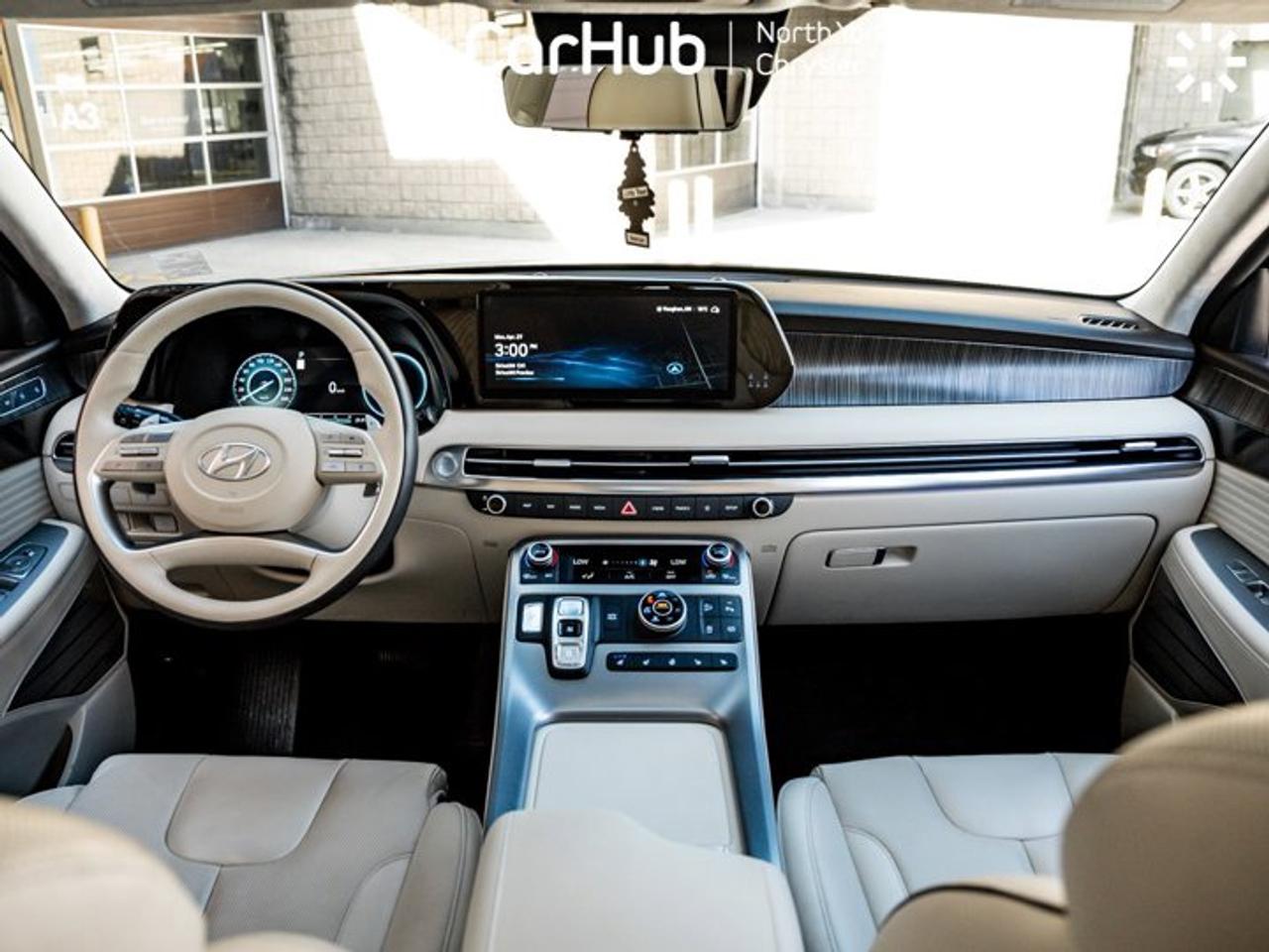 2024 Hyundai PALISADE Ultimate Calligraphy 7 Pass Sunroof Harman Kardon 360 Cam Navi Photo