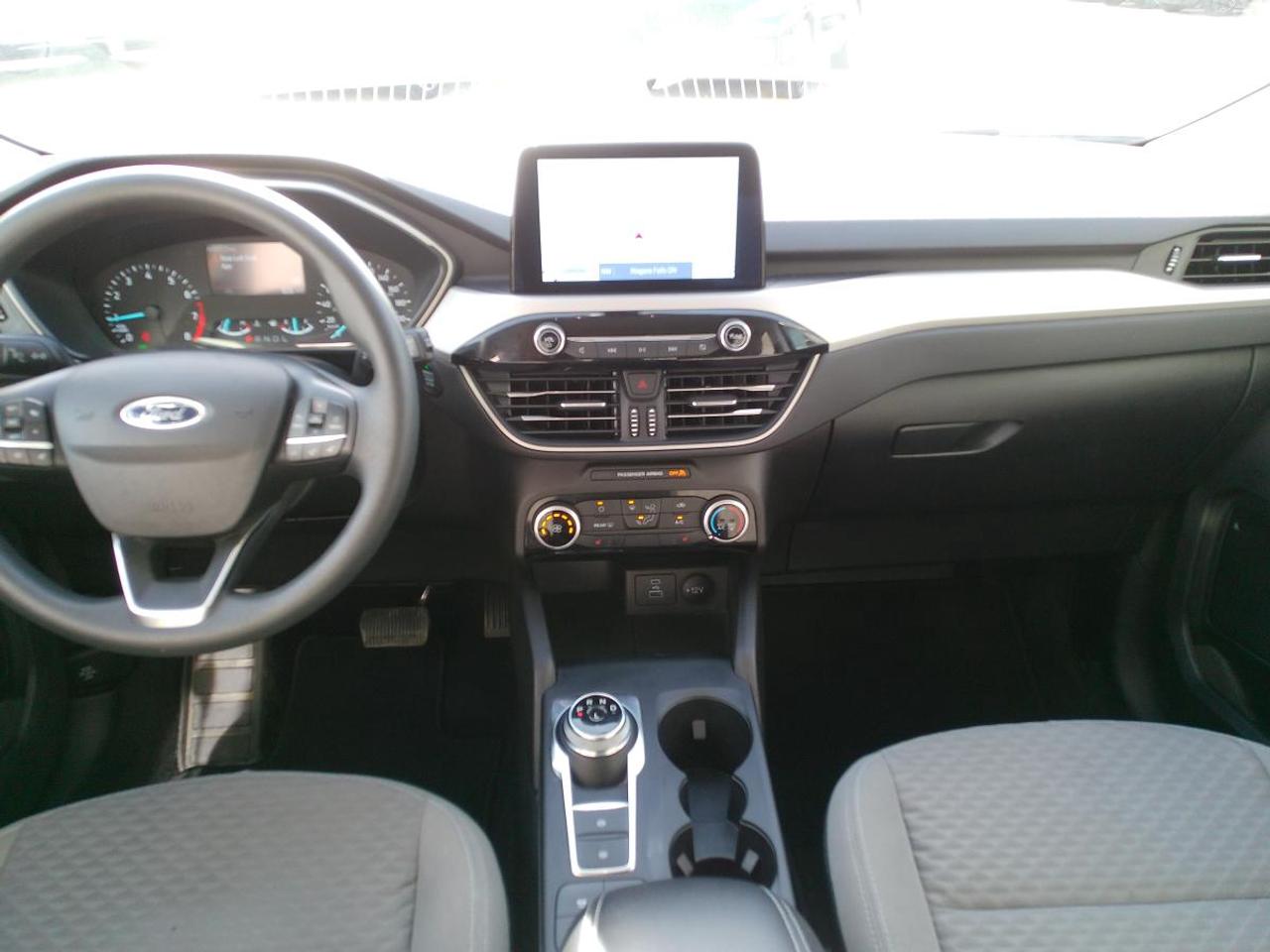 2022 Ford Escape SE AWD Photo