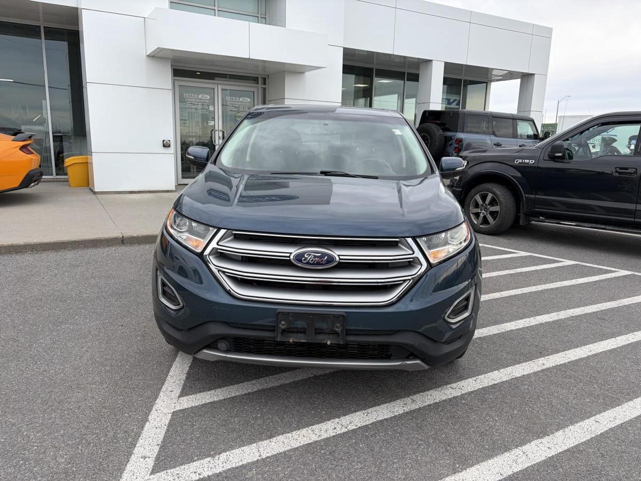 2016 Ford Edge Titanium Photo