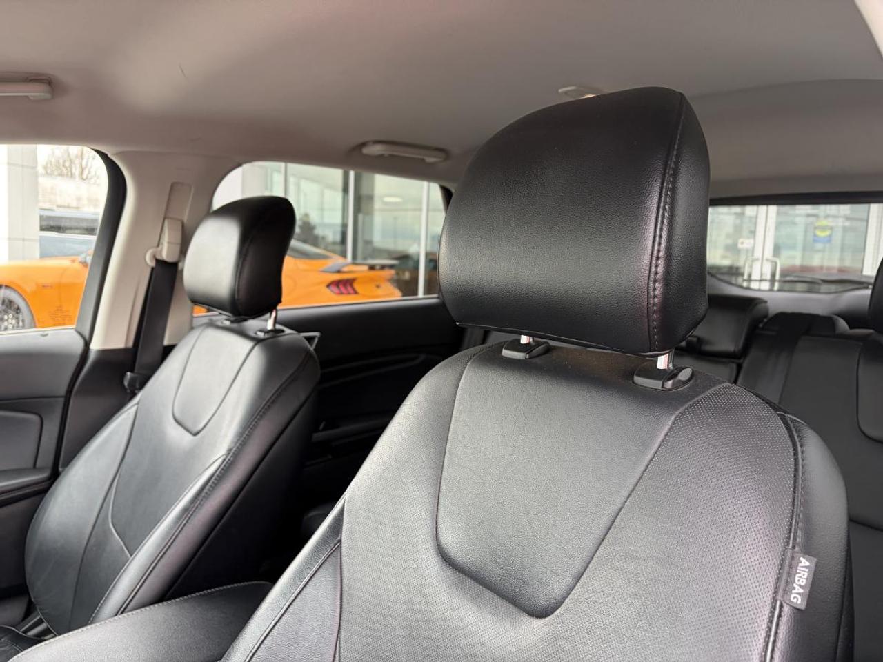 2016 Ford Edge Titanium Photo