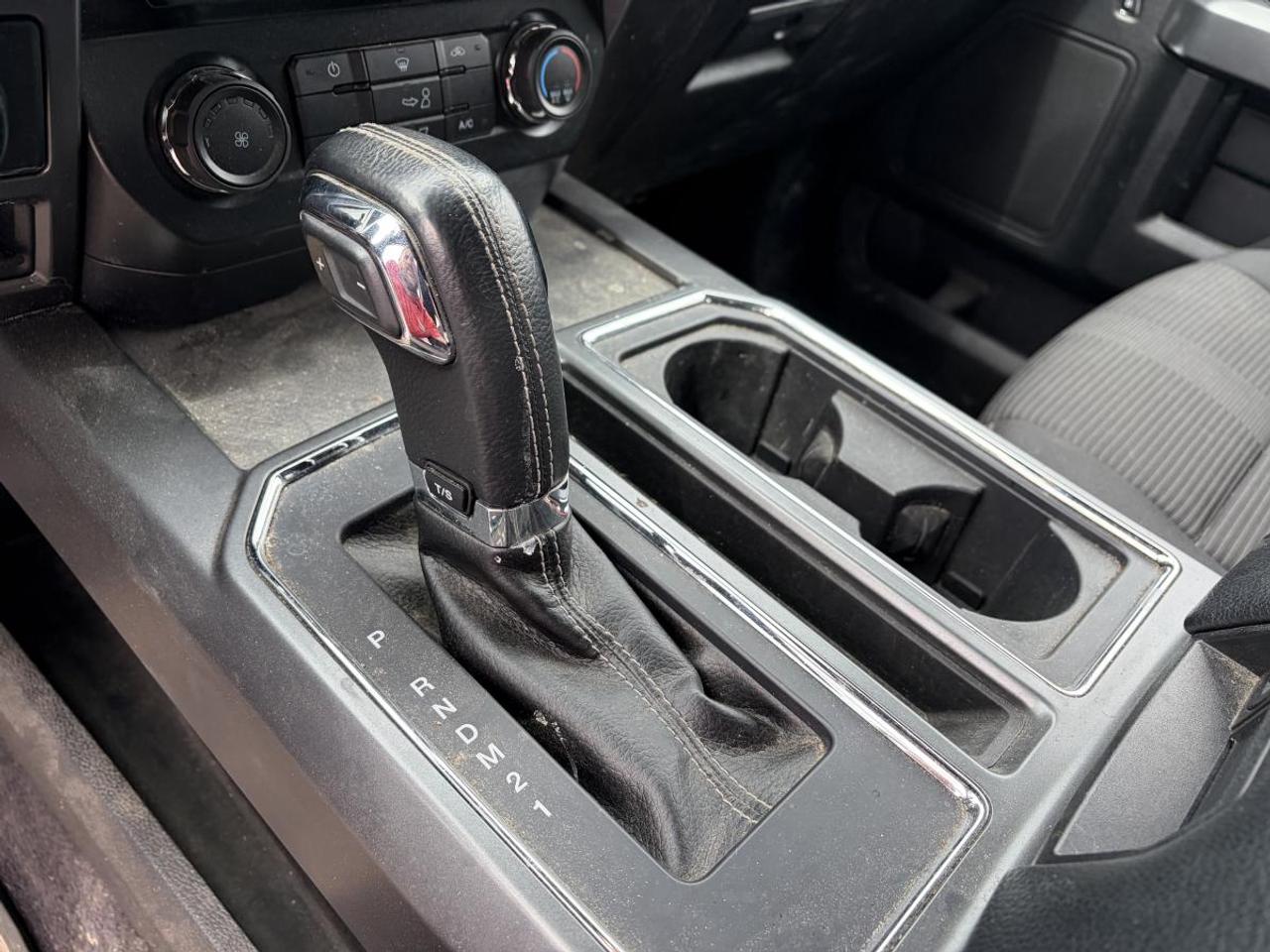 2016 Ford F-150 XLT Photo