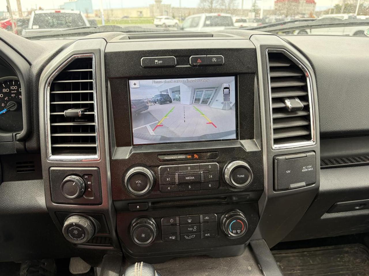 2016 Ford F-150 XLT Photo