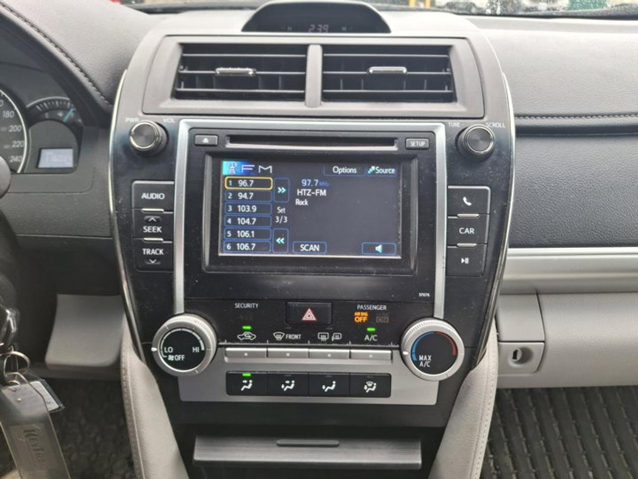 2013 Toyota Camry LE | One Owner | Bluetooth | Rear Camera | Let's Go ! Photo