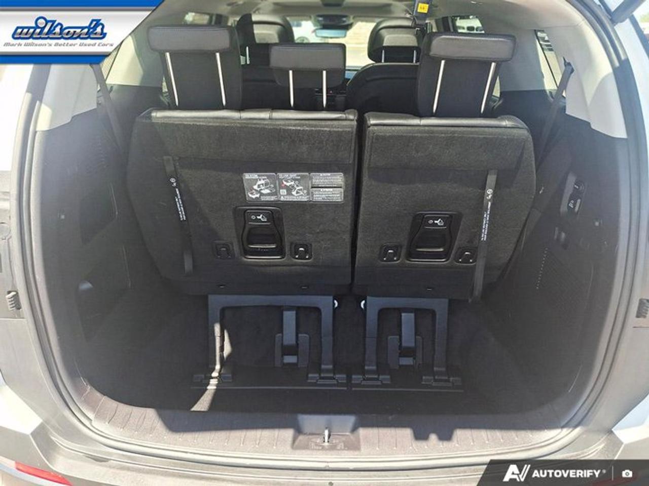 2025 Kia Carnival Hybrid SX+ | Leather | Captain's Chairs | Heated + Cooled Seats | Sunroof | Heated Steering | and More ! Photo