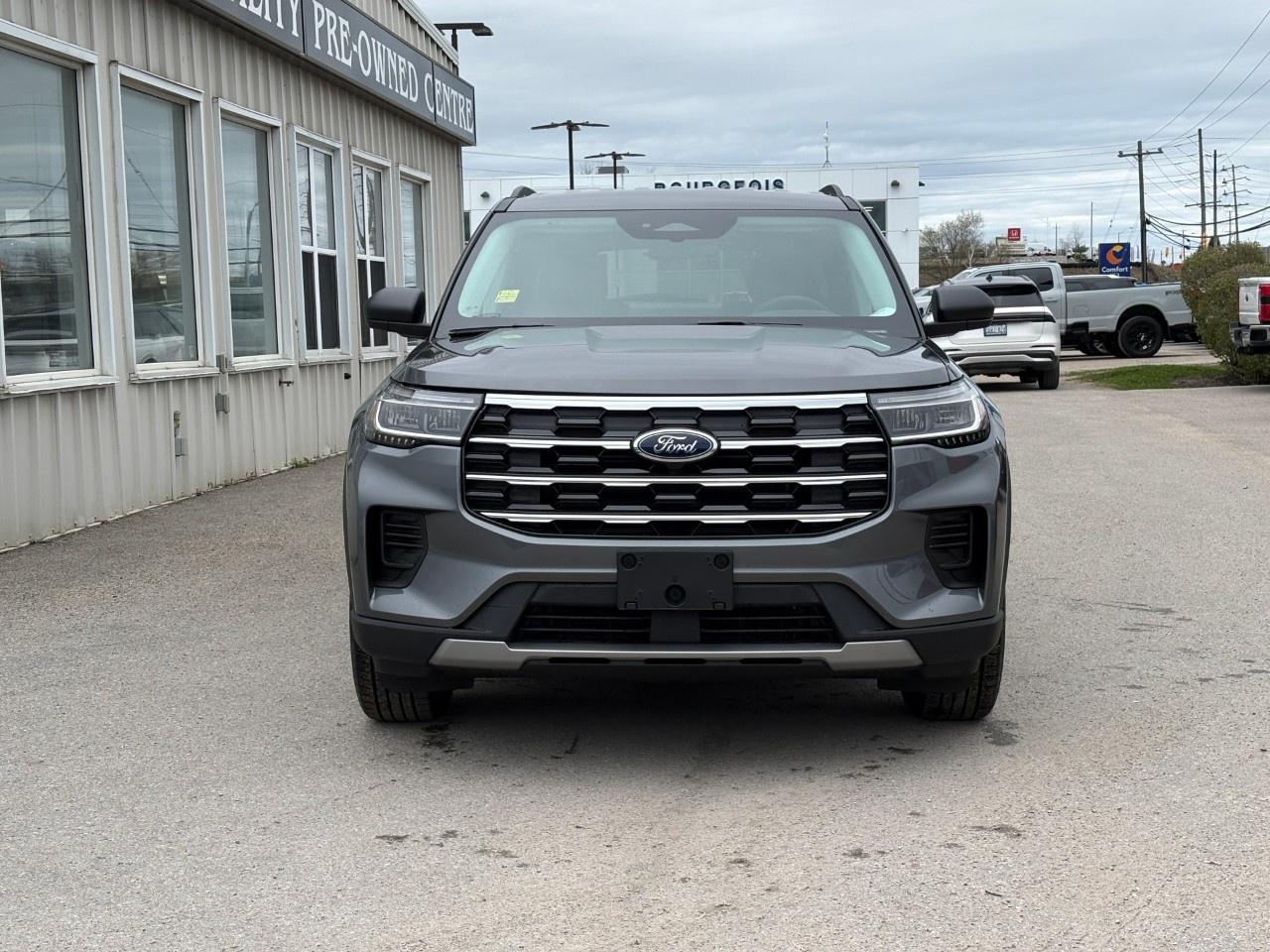 2026 Ford Explorer Active w/200A Pkg 4WD Photo
