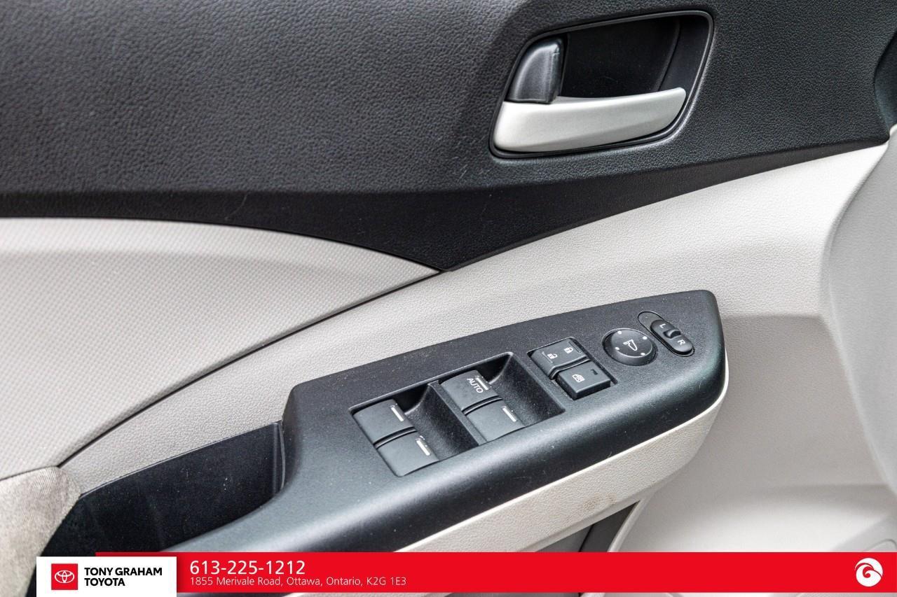 2014 Honda CR-V LX Photo