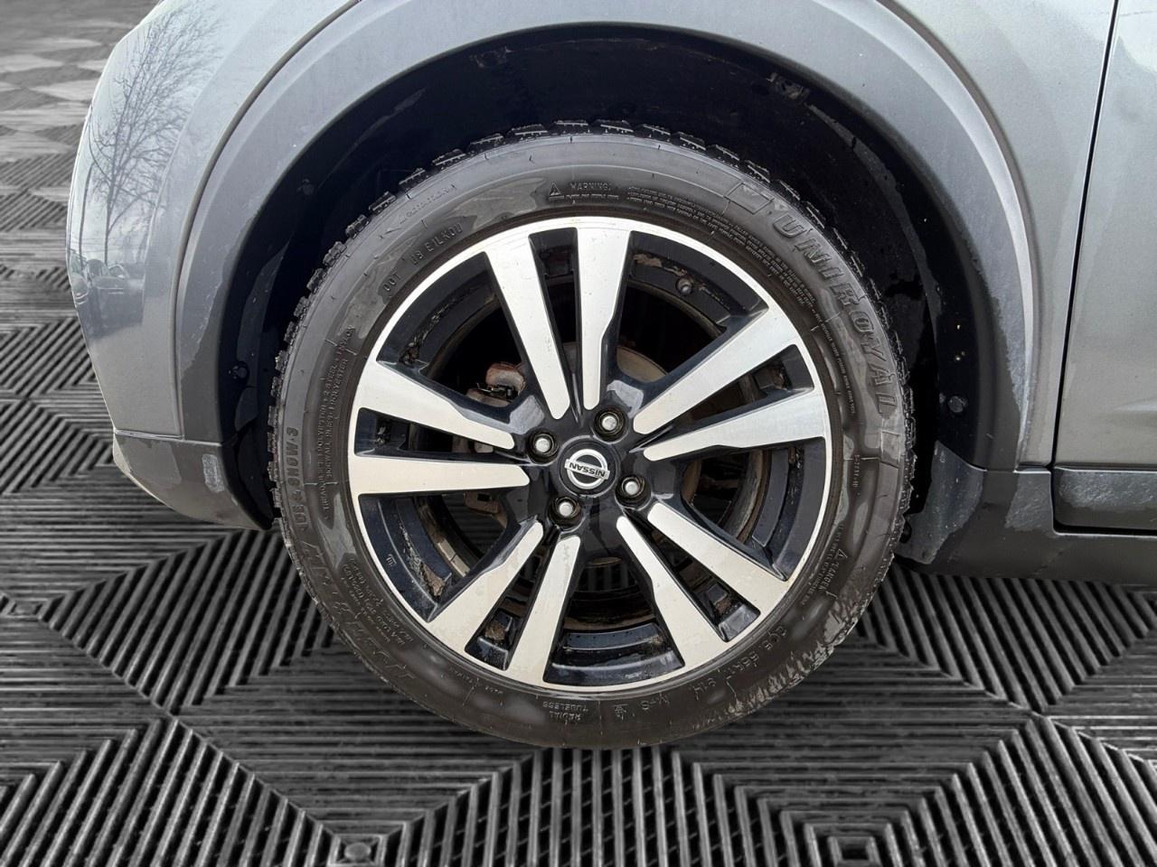 2020 Nissan Kicks SV FWD Photo