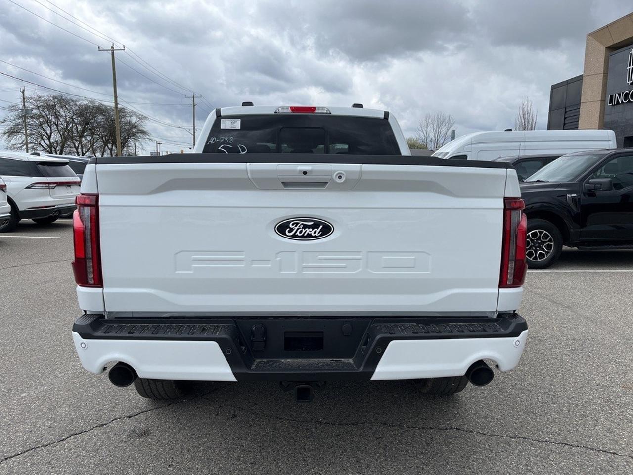 2026 Ford F-150 Lariat 4WD SuperCrew 5.5' Box Photo2