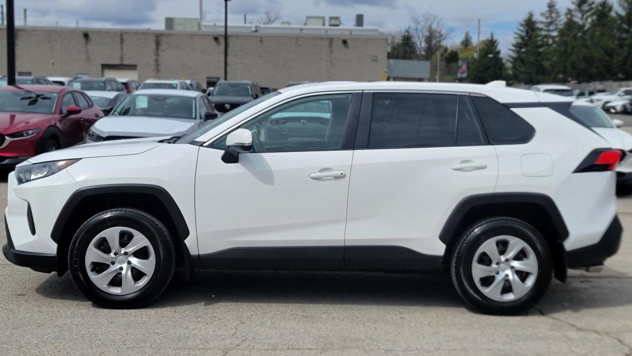 2025 Toyota RAV4 LE Photo