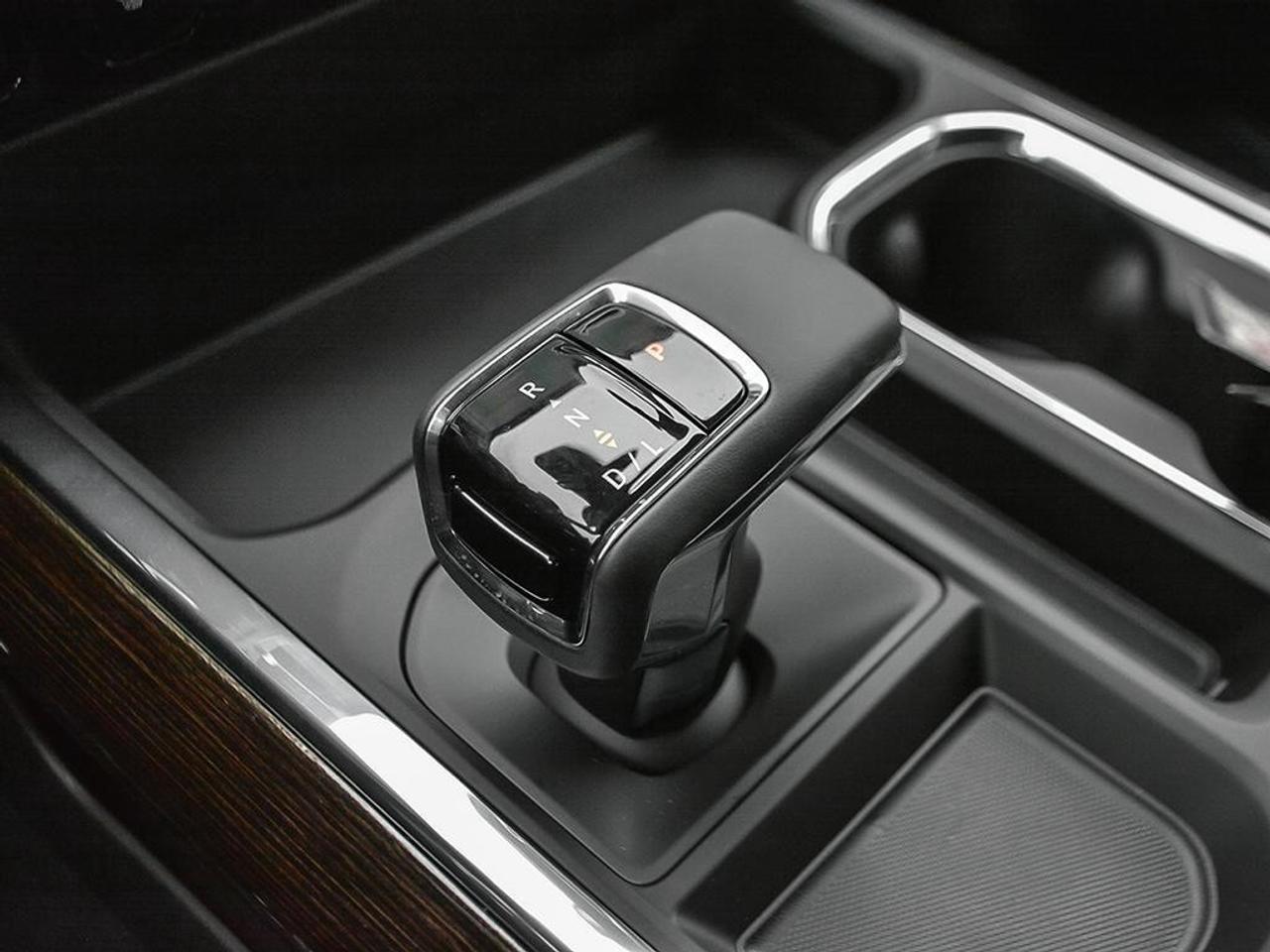 2026 GMC Sierra 1500 Crew Cab Short Box 4-Wheel Drive Elevation Photo