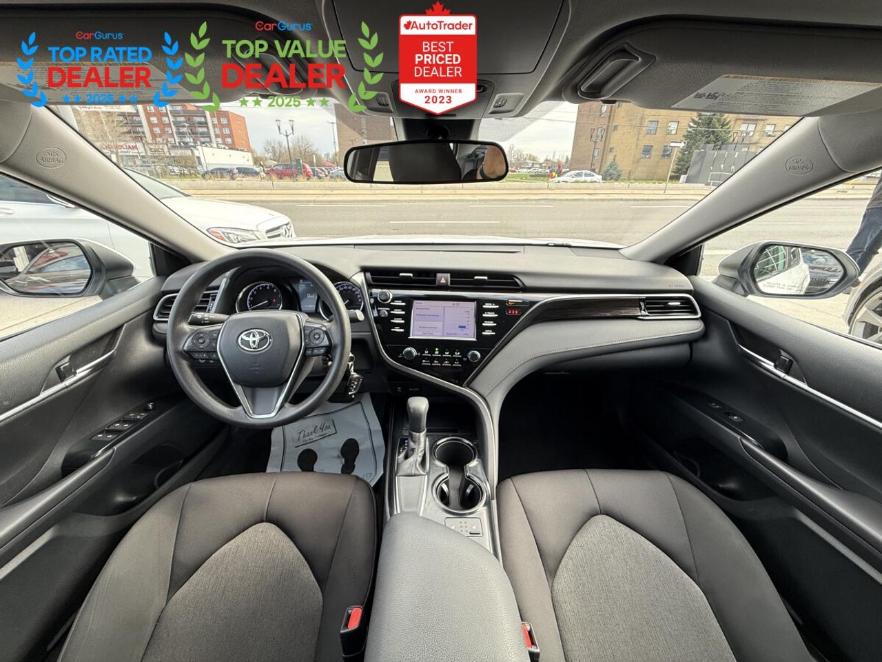 2019 Toyota Camry SE | FINANCE | REAR CAMERA | Photo