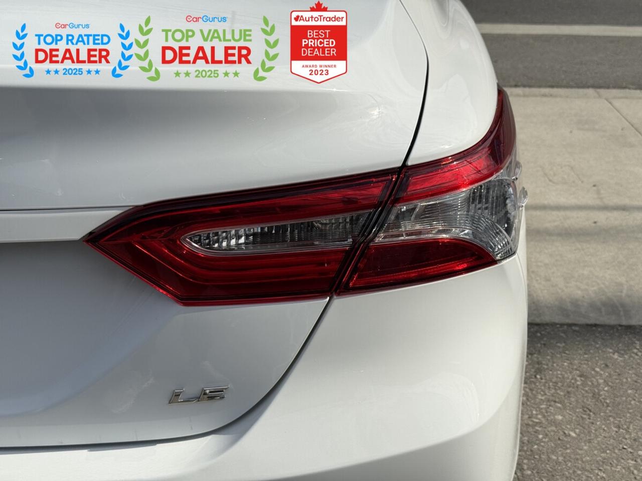 2019 Toyota Camry SE | FINANCE | REAR CAMERA | Photo