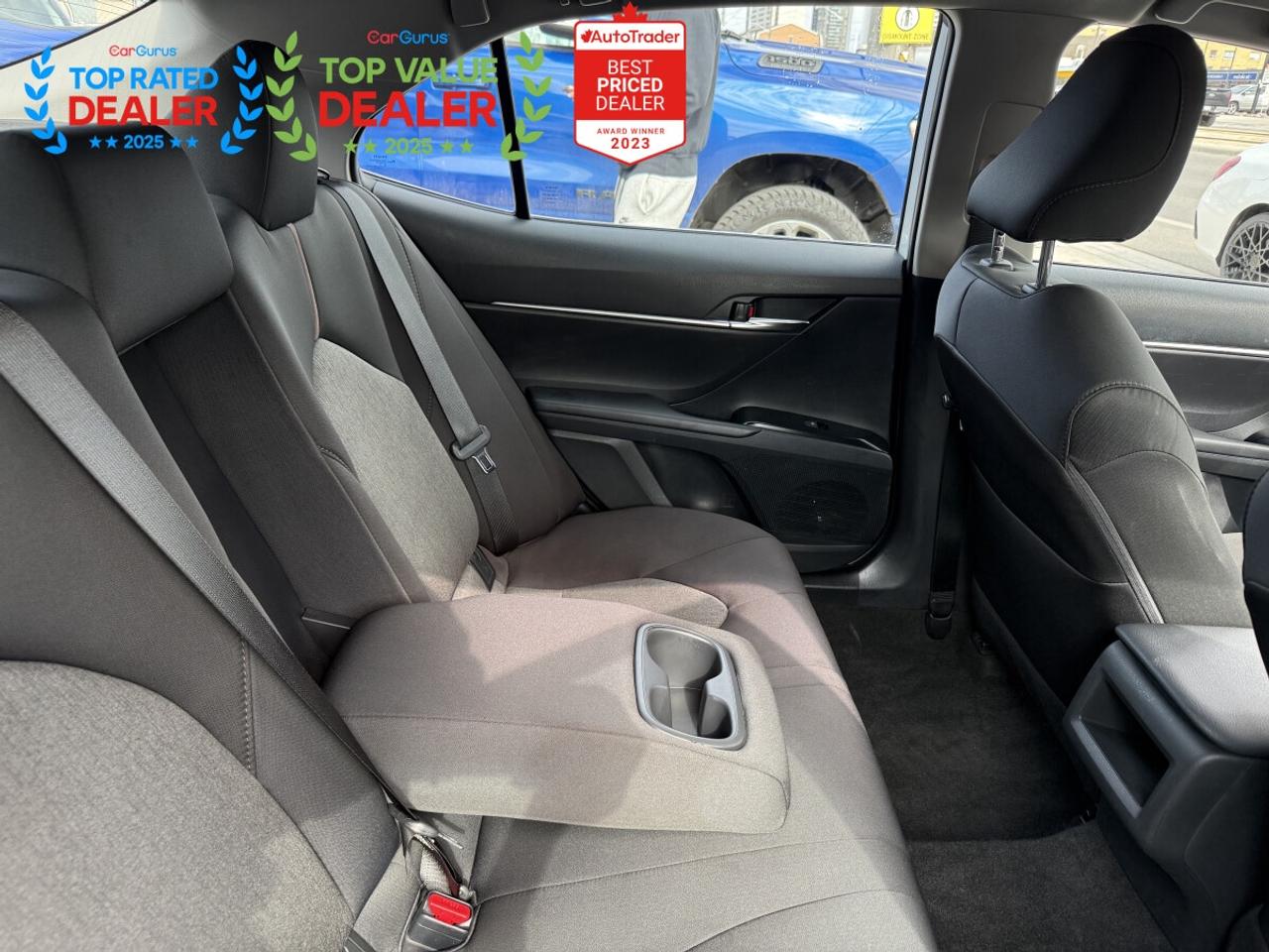 2019 Toyota Camry SE | FINANCE | REAR CAMERA | Photo