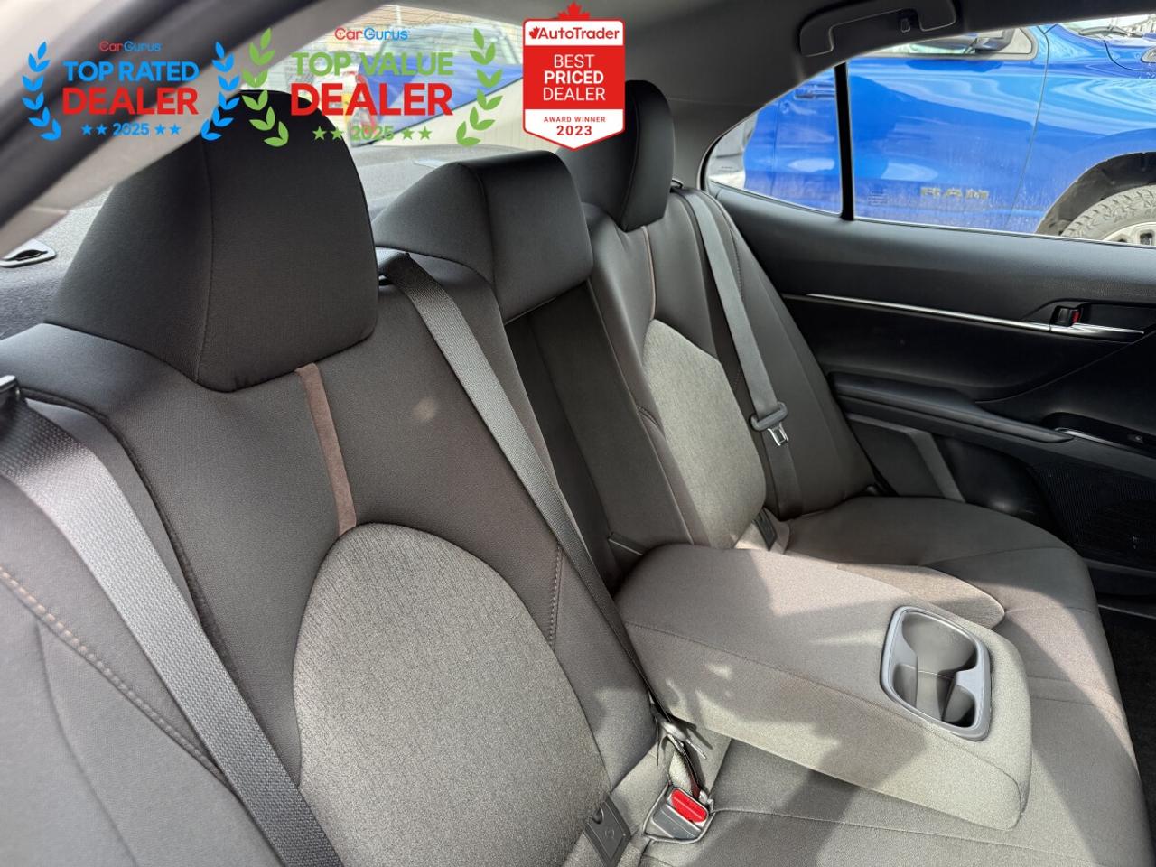 2019 Toyota Camry SE | FINANCE | REAR CAMERA | Photo