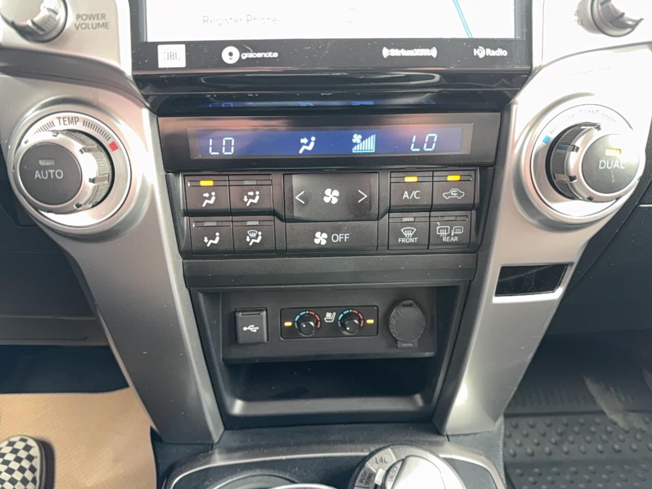 2020 Toyota 4Runner Limited Photo