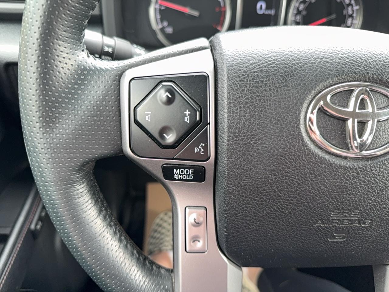 2020 Toyota 4Runner Limited Photo