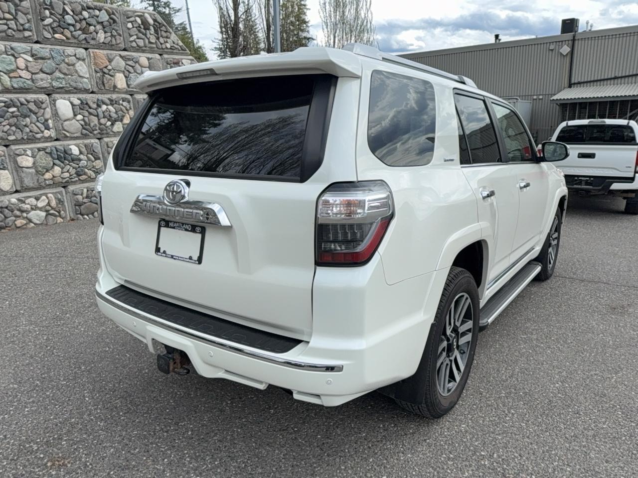 2020 Toyota 4Runner Limited Photo