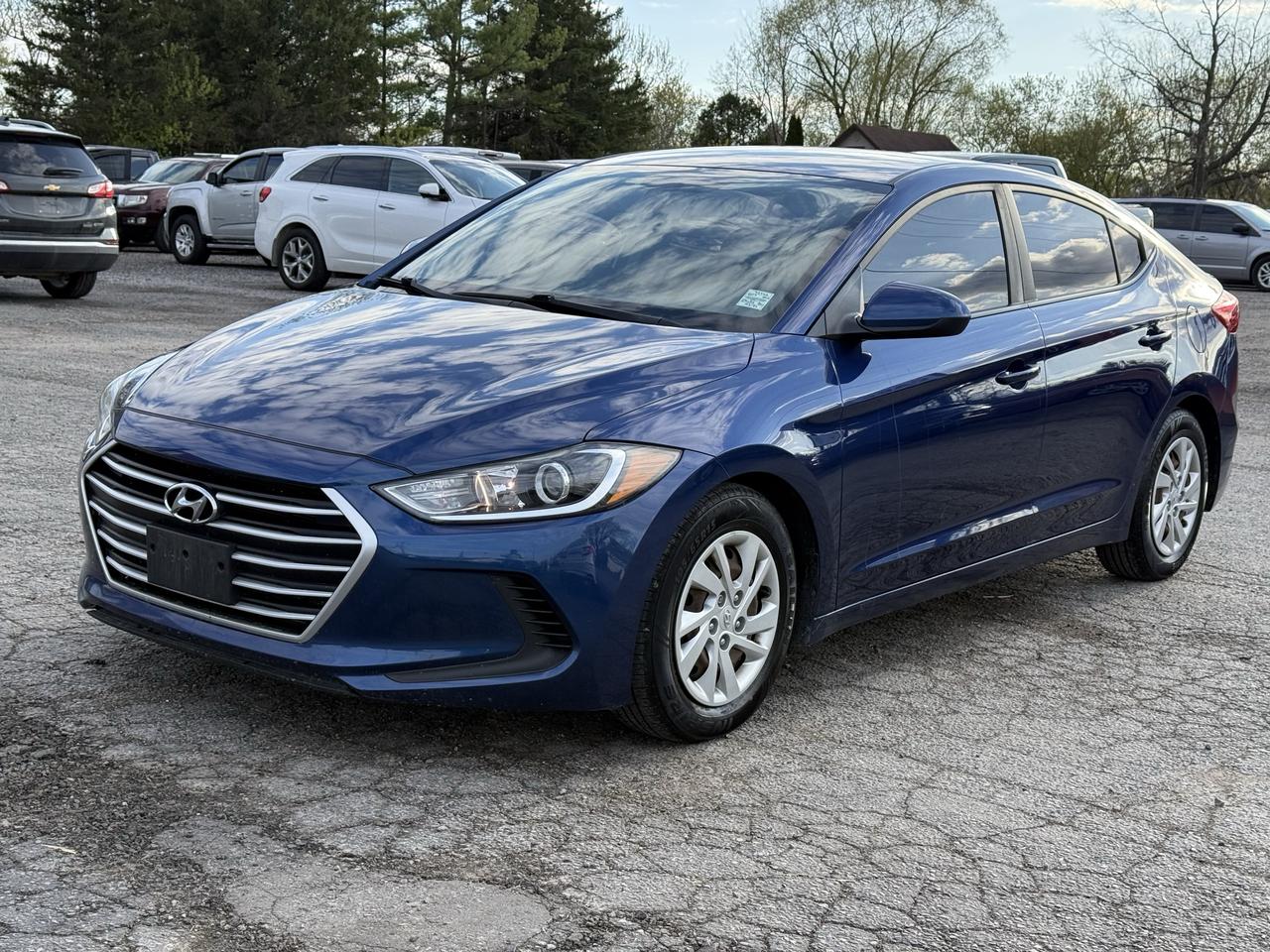 2017 Hyundai Elantra LE Photo