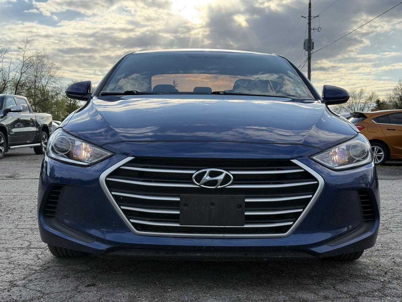 2017 Hyundai Elantra LE Photo