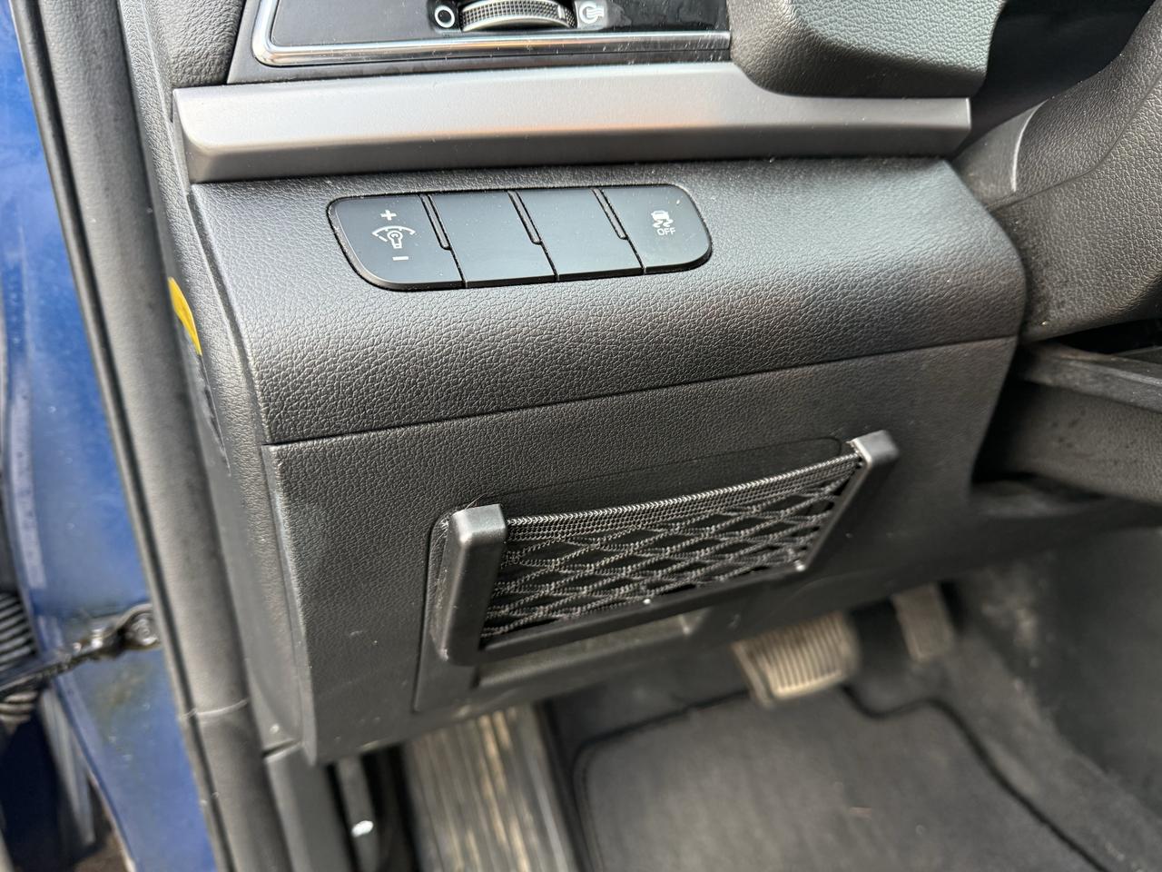 2017 Hyundai Elantra LE Photo